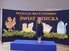 ilustracja do wpisu 
Występ Hani na przeglądzie recytatorskim "Świat dziecka"